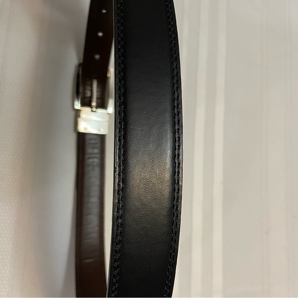 Black & Brown Reversible Mens Dress Belt - Some wear signs as pictured Size S - Picture 4 of 10